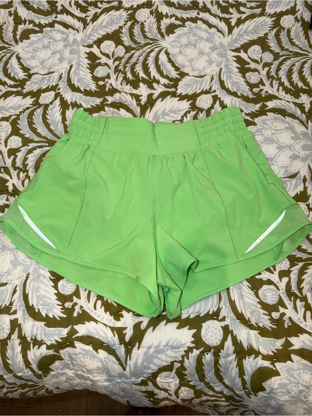 Lululemon Hotty Hot HR Shorts